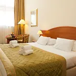 Globo Hotel 4*