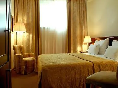 Globo Hotel Split